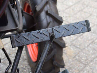 kubota-b7000-1403145-44838592