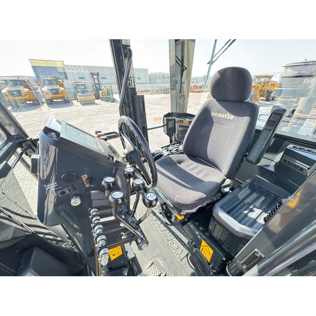 2025 Komatsu GD755-5R-44839443