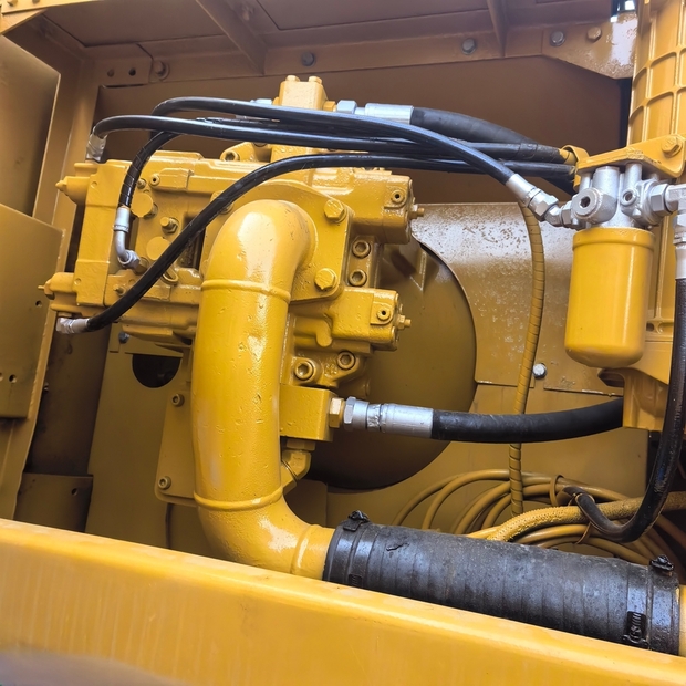 2022 كاتربيلر 330BL-44839667