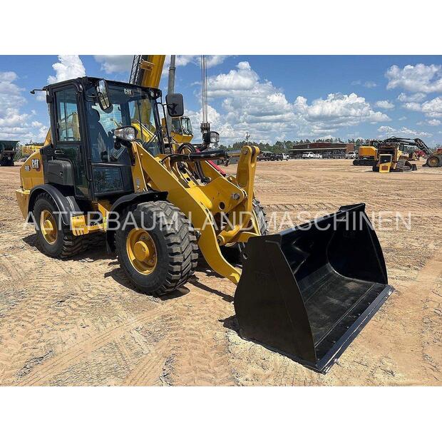 2023 Caterpillar 906-44839839