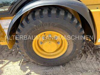 2023-caterpillar-906-44839844