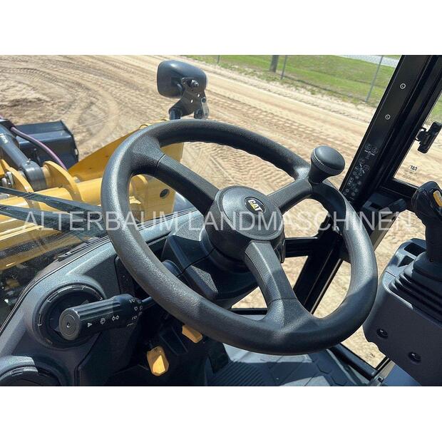 2023 Caterpillar 906-44839864