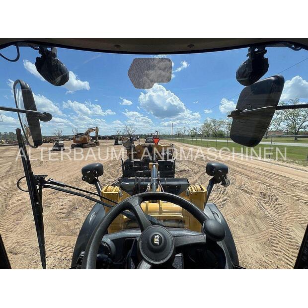 2023 Caterpillar 906-44839872