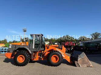 2011-hitachi-zw250-1403203-44839874