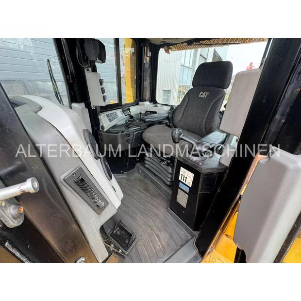 2016 Caterpillar D6T LGP-44839990