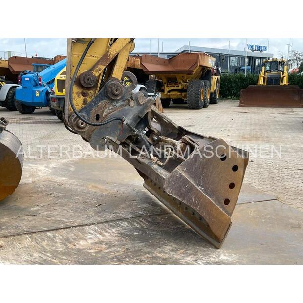 2016 Caterpillar 325FLCR-44840013