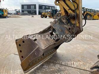 2016-caterpillar-325flcr-1403206-44840014
