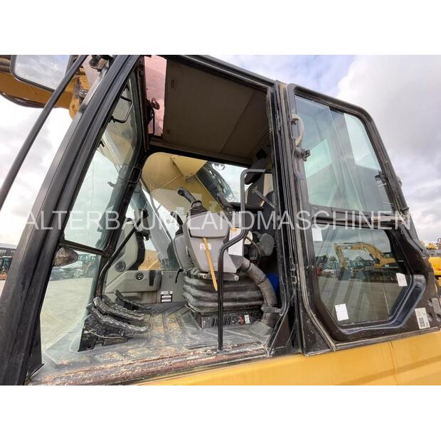 2016 Caterpillar 325FLCR-44840025
