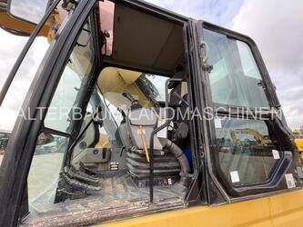 2016-caterpillar-325flcr-1403206-44840025