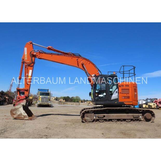 2021 Hitachi ZX225USLC-6-44840159