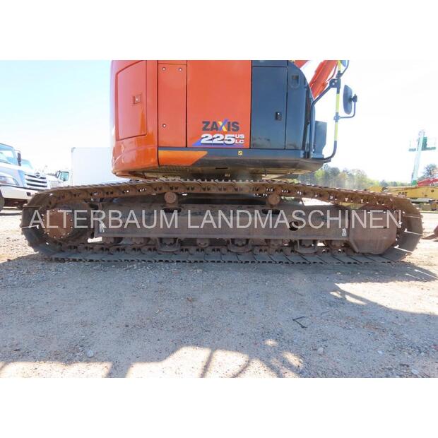 2021 Hitachi ZX225USLC-6-44840182