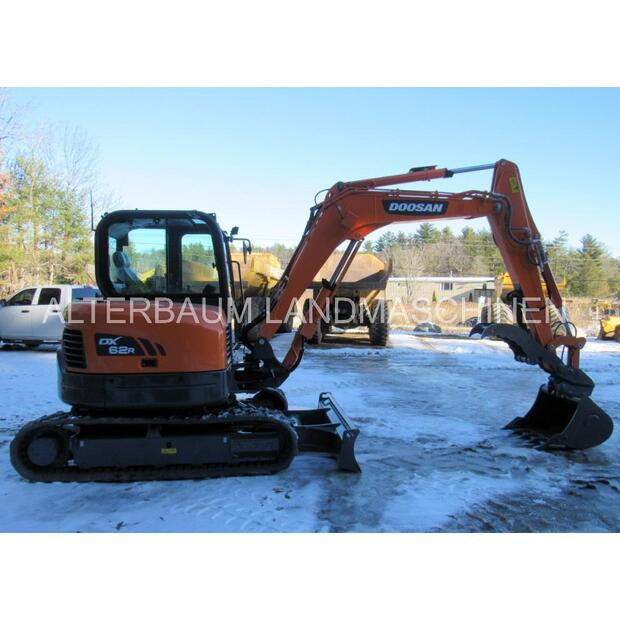 2022 Doosan DX62-44840189