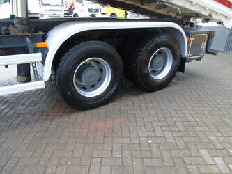 2013-mercedes-benz-actros-2844-44840411