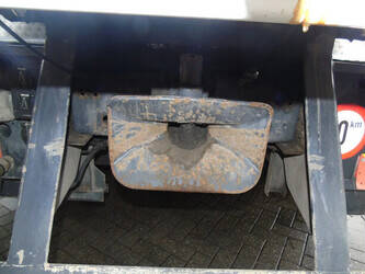 2013-mercedes-benz-actros-2844-44840415