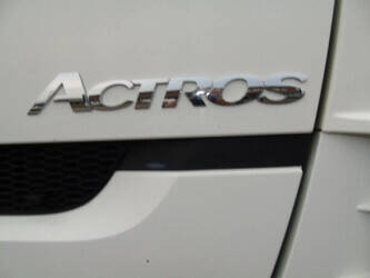 2013-mercedes-benz-actros-2844-44840431