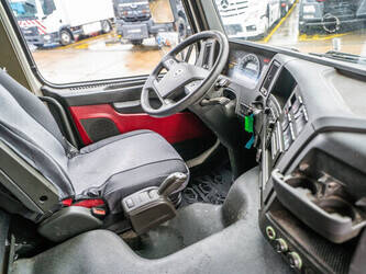 2017-volvo-fmx-460-1403214-44840478