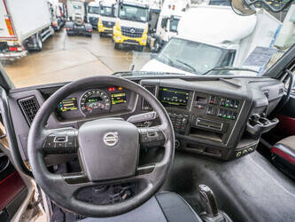 2017-volvo-fmx-460-1403214-44840479