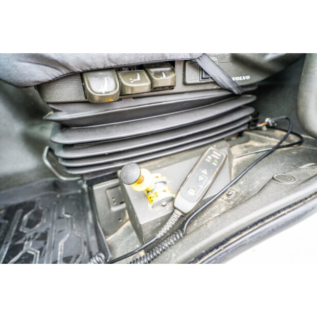 2017 Volvo FMX 460-44840483