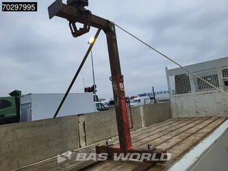 2016-iveco-stralis-310-1324649-44840589