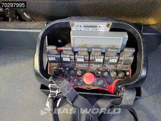 2016-iveco-stralis-310-1324649-44840599