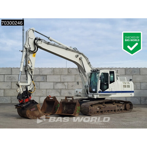 2017 كوماتسو PC210LC-10-44840803