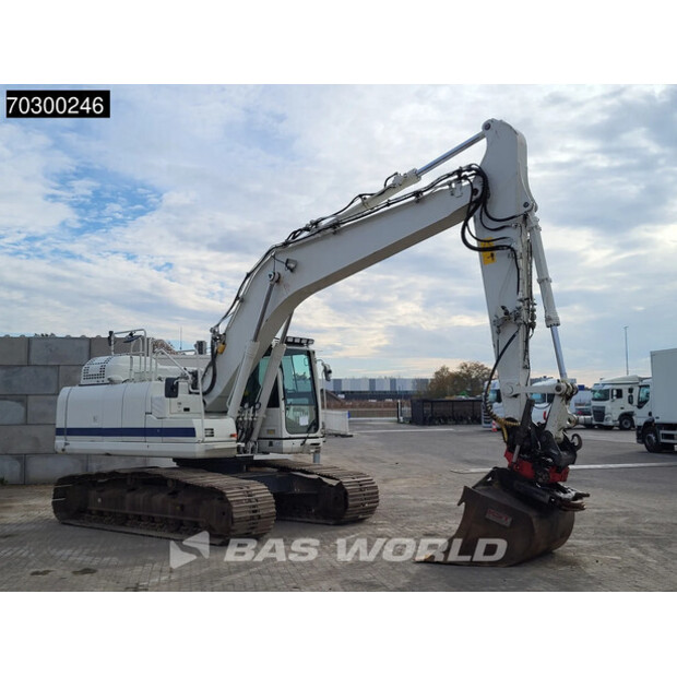 2017 كوماتسو PC210LC-10-44840807