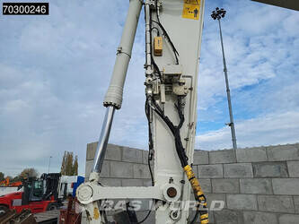 2017-komatsu-pc210lc-10-1371817-44840811