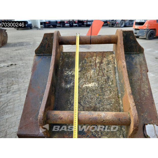 2017 كوماتسو PC210LC-10-44840833