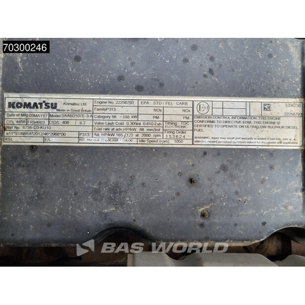 2017 كوماتسو PC210LC-10-44840839