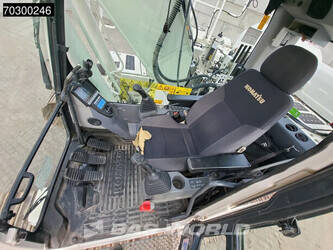 2017-komatsu-pc210lc-10-1371817-44840850