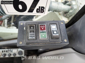 2017-komatsu-pc210lc-10-1371817-44840857