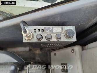 2017-komatsu-pc210lc-10-1371817-44840861