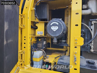 2021-komatsu-pc210lc-11e0-44841048