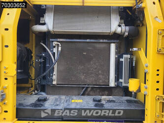 2021-komatsu-pc210lc-11e0-44841049