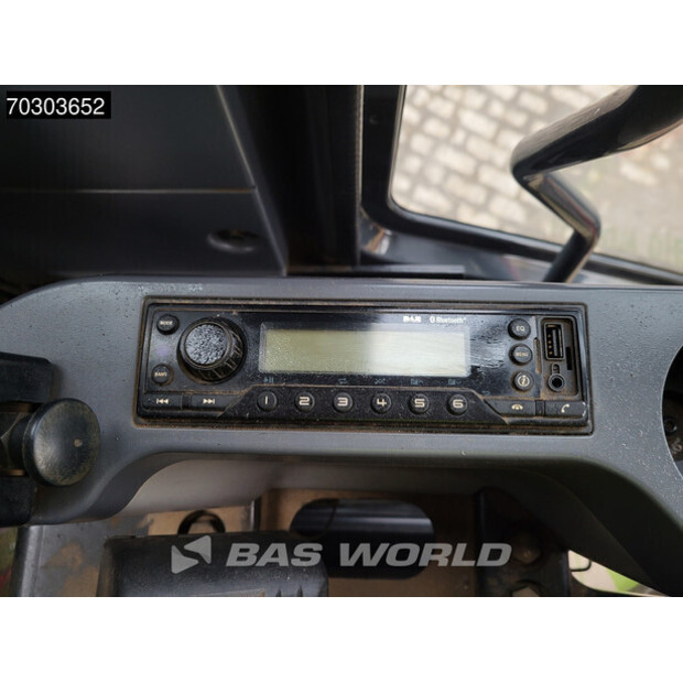 2021 كوماتسو PC210LC-11E0-44841059