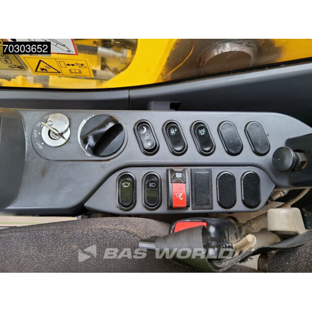 2021 كوماتسو PC210LC-11E0-44841064