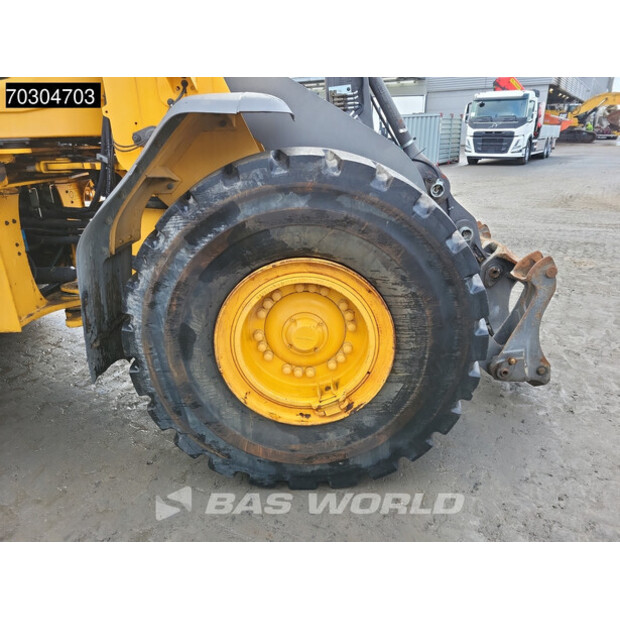 2015 فولفو L110H-44841098