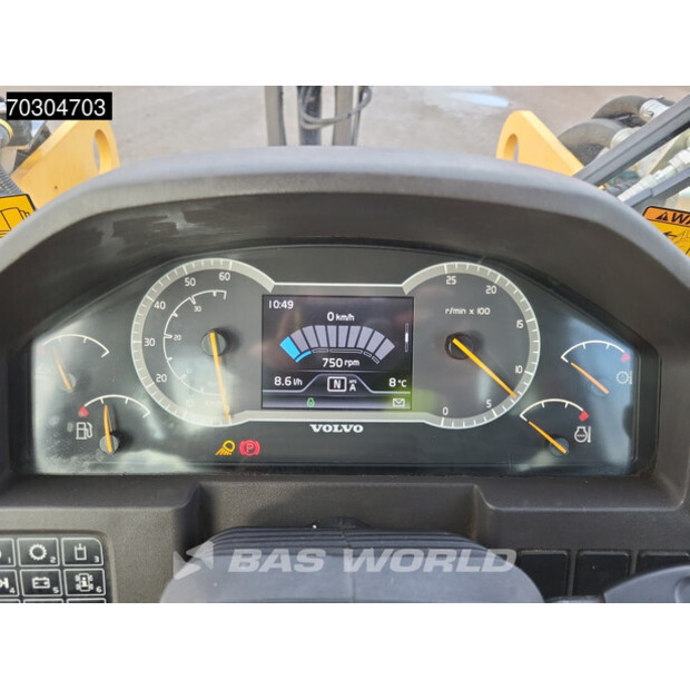 2015 فولفو L110H-44841108