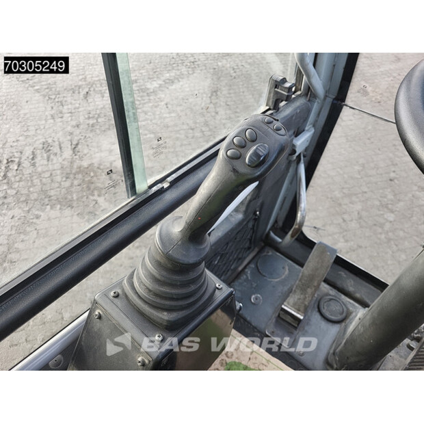 2017 تيريكس فوكس MHL320-44841237