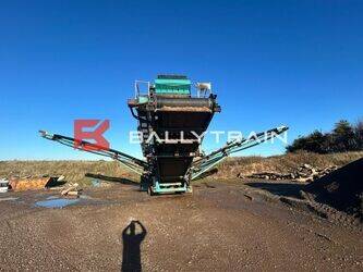2011-powerscreen-chieftain-2100x-3-deck-screener-44848152