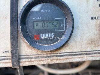 2011-powerscreen-chieftain-2100x-3-deck-screener-44848154