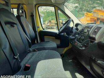 2015-citroen-jumper-1403358-44855278