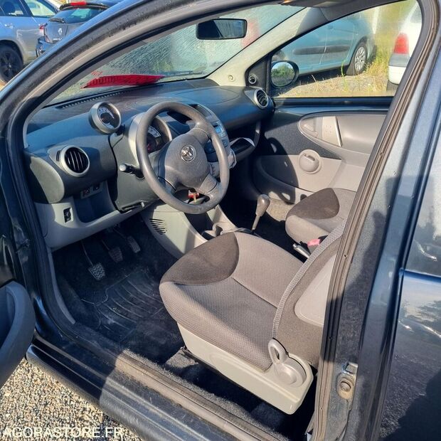 2007 تويوتا AYGO-44855521