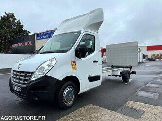 2012-renault-master-1403384-44855577
