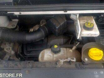 2015-renault-trafic-1402964-44855729