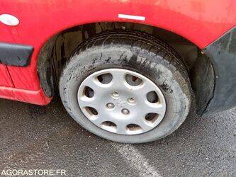 2005-peugeot-partner-1402965-44855739