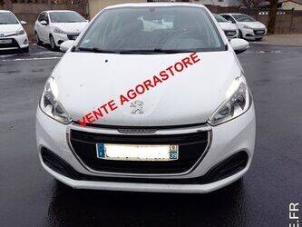 2015-peugeot-208-1402972-44855771