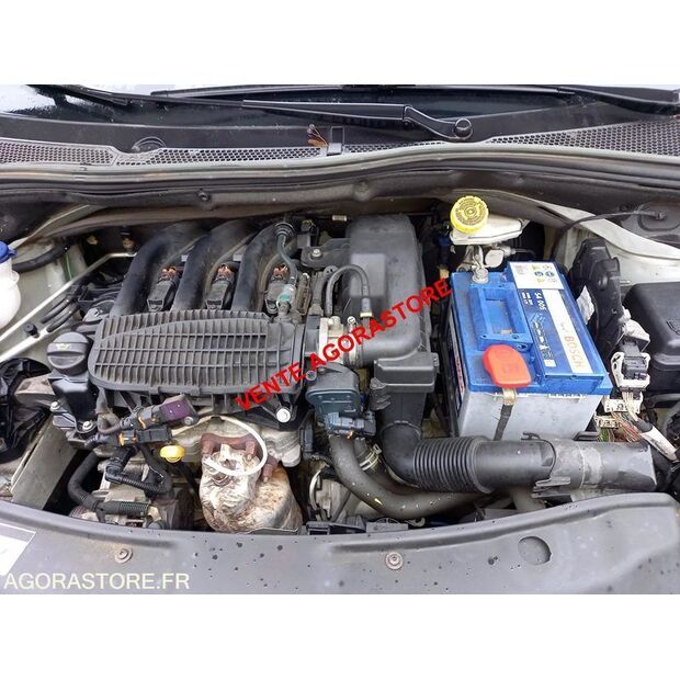 2015 Peugeot 208-44855793