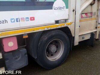 2015-renault-d-wide-1402975-44855798