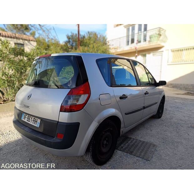 2005 رينو Megane-44855846